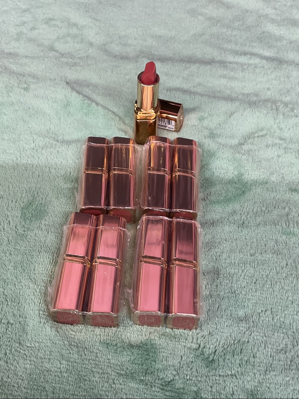 L'Oreal Creamy Rose Bullet Lipstick - Pink Gold Tube